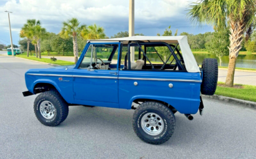 Ford-Bronco-1969-28