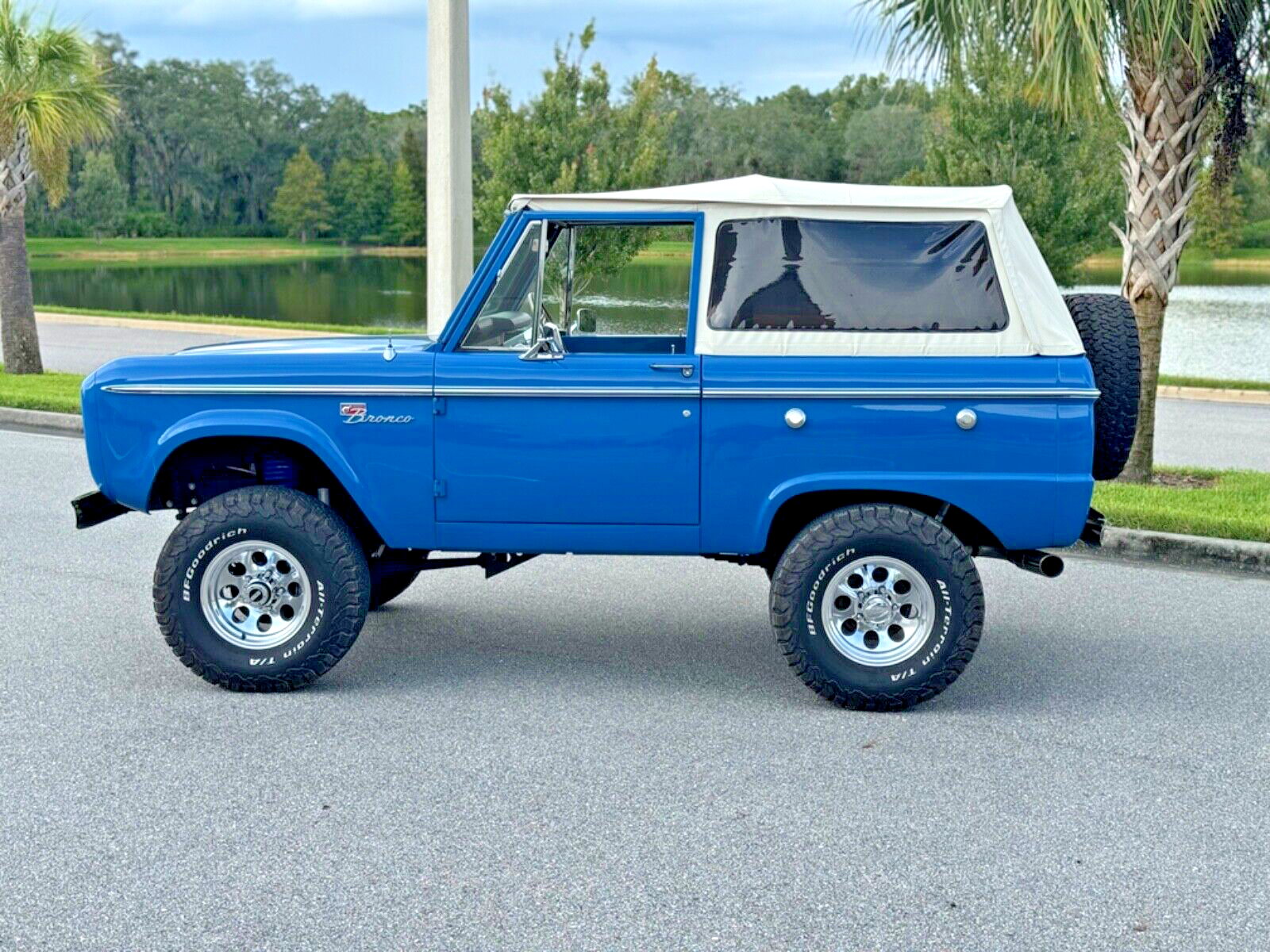 Ford-Bronco-1969-29