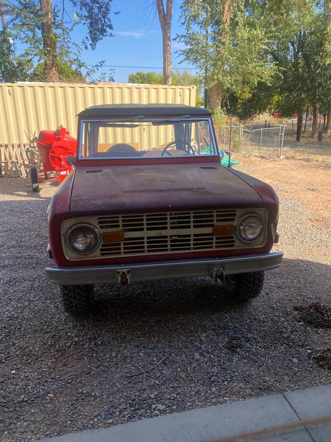 Ford-Bronco-1969-3