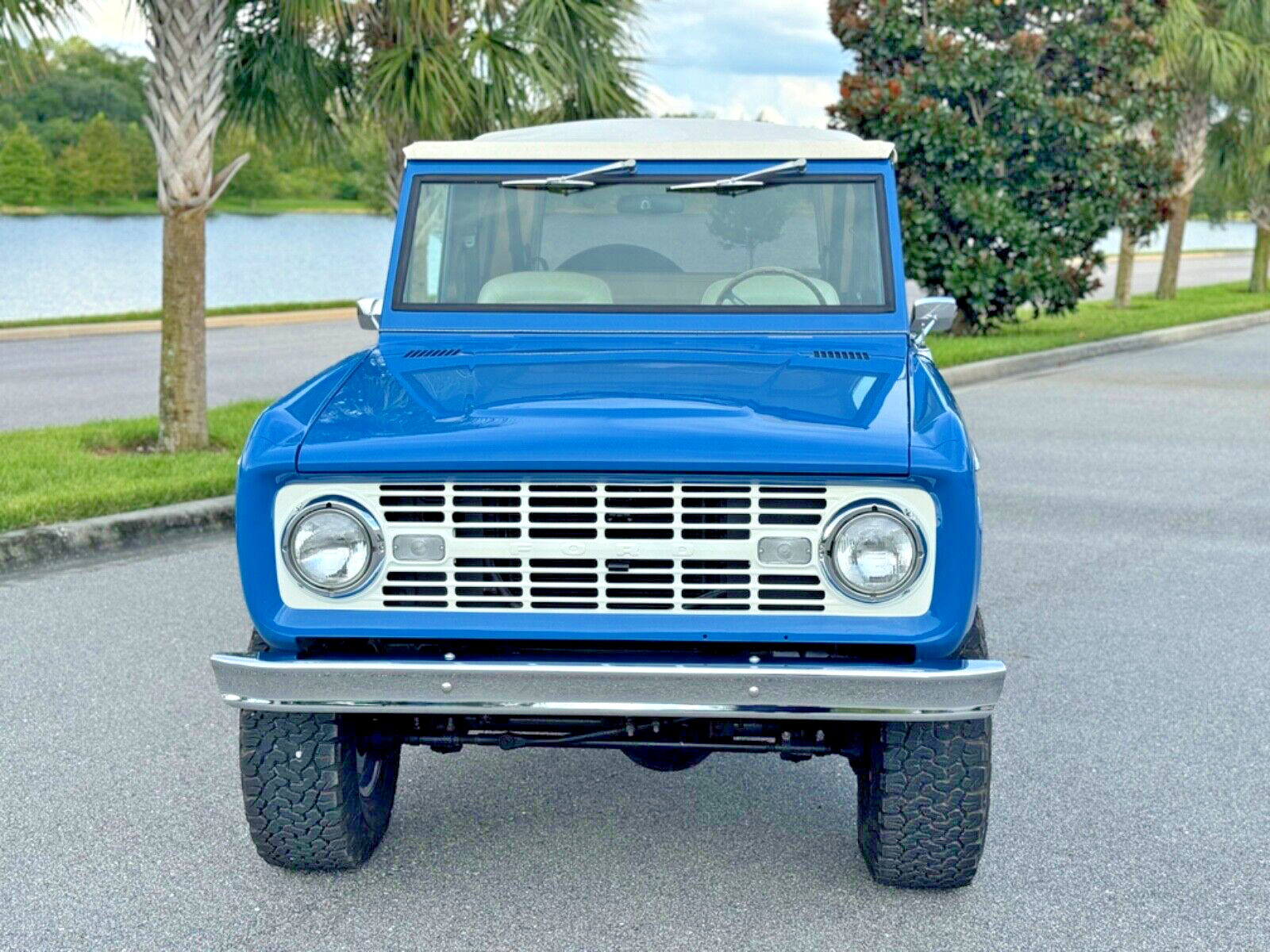 Ford-Bronco-1969-32