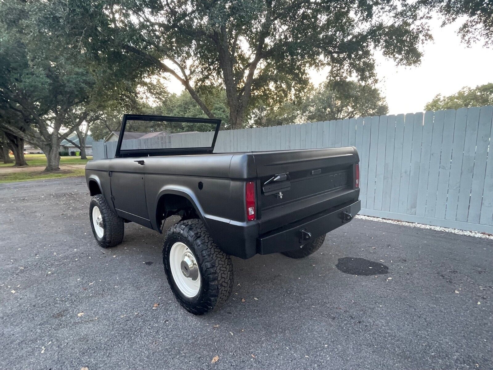 Ford-Bronco-1969-4