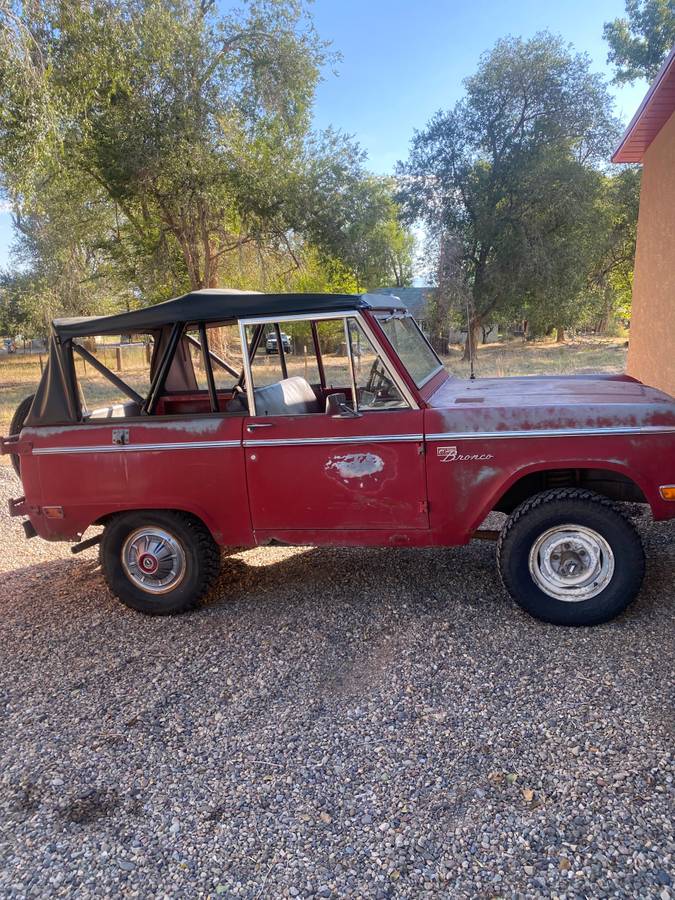 Ford-Bronco-1969