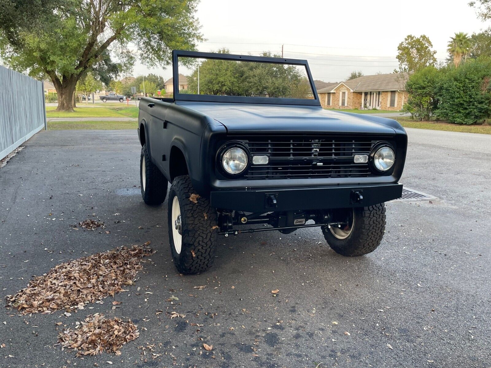 Ford-Bronco-1969-9