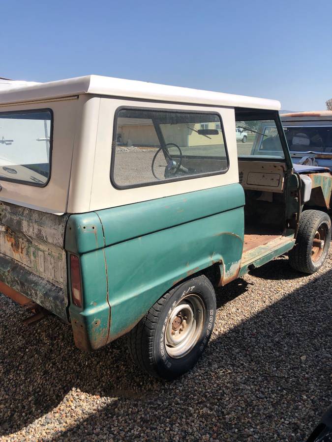 Ford-Bronco-1970-10