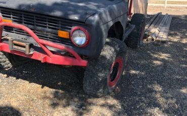 Ford-Bronco-1970-12