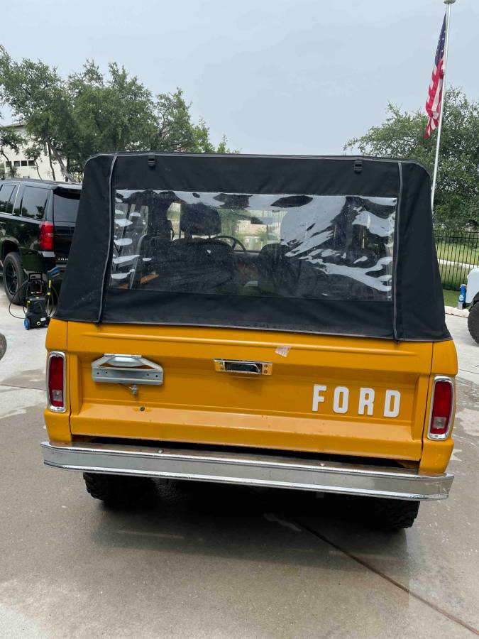 Ford-Bronco-1970-16