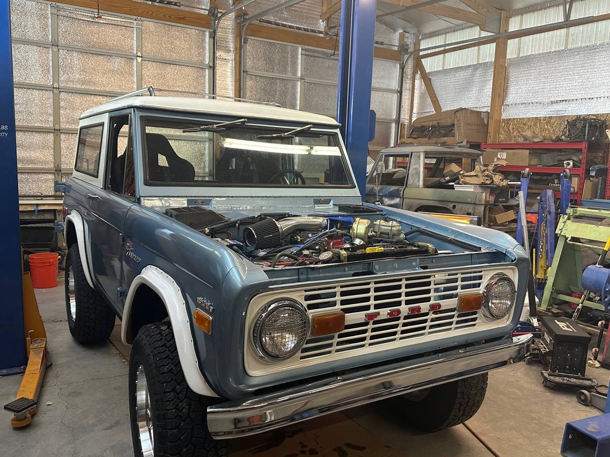 Ford-Bronco-1970-19