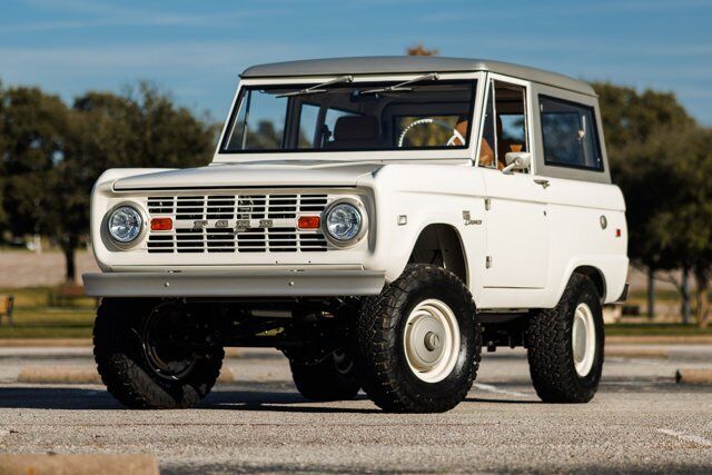 Ford-Bronco-1970-3