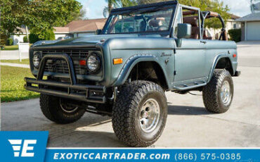 Ford Bronco  year1}