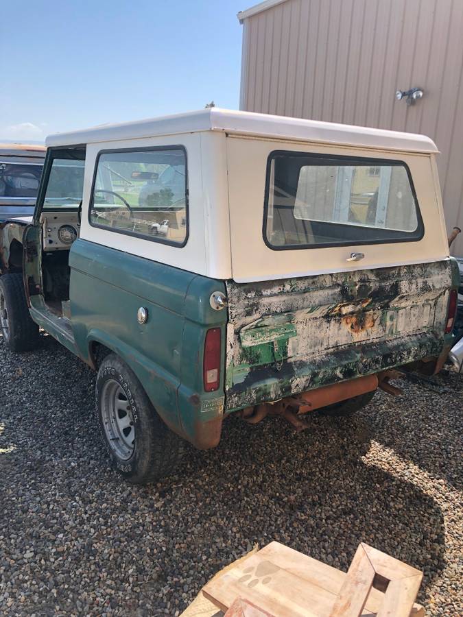 Ford-Bronco-1970-9