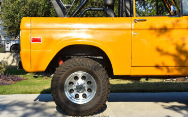 Ford-Bronco-1970-9