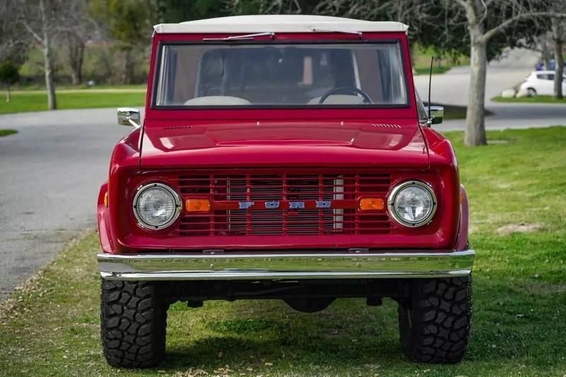 Ford-Bronco-1972-5