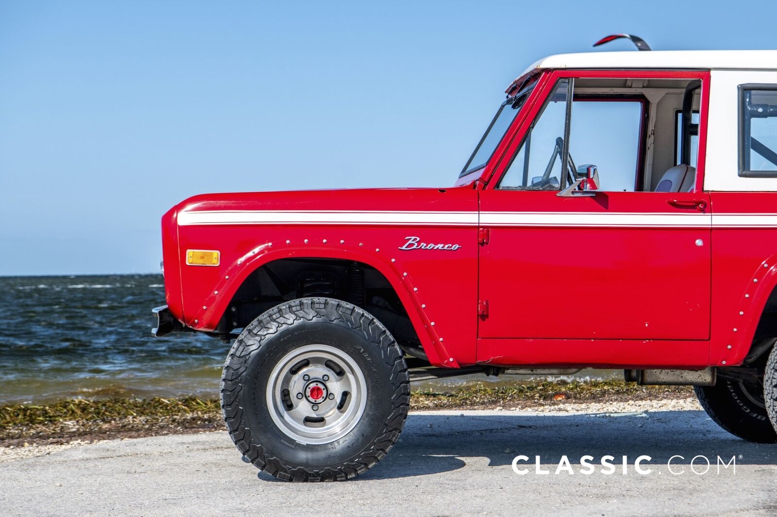 Ford-Bronco-1972-9