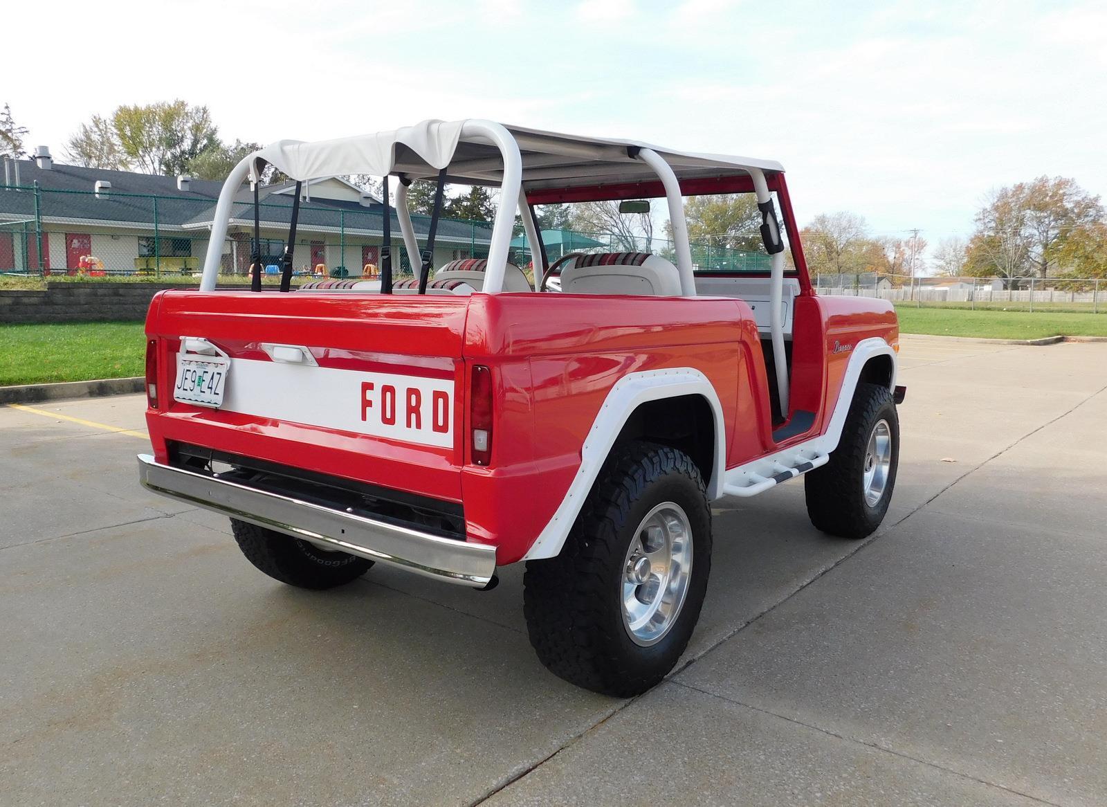 Ford-Bronco-1973-12