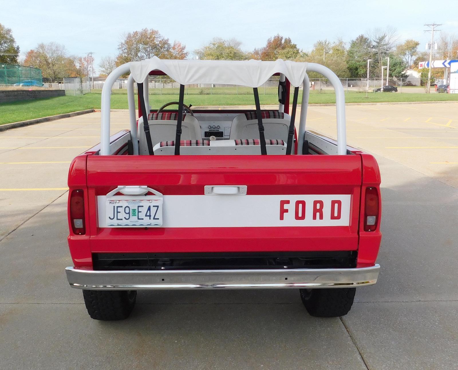 Ford-Bronco-1973-13