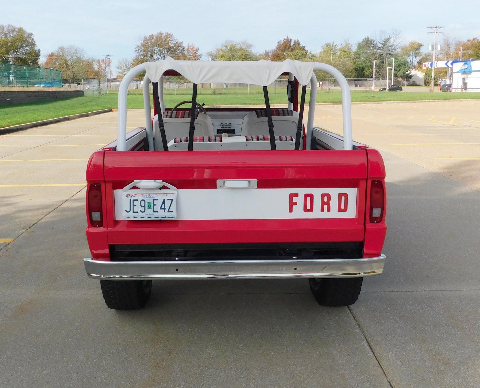 Ford-Bronco-1973-14