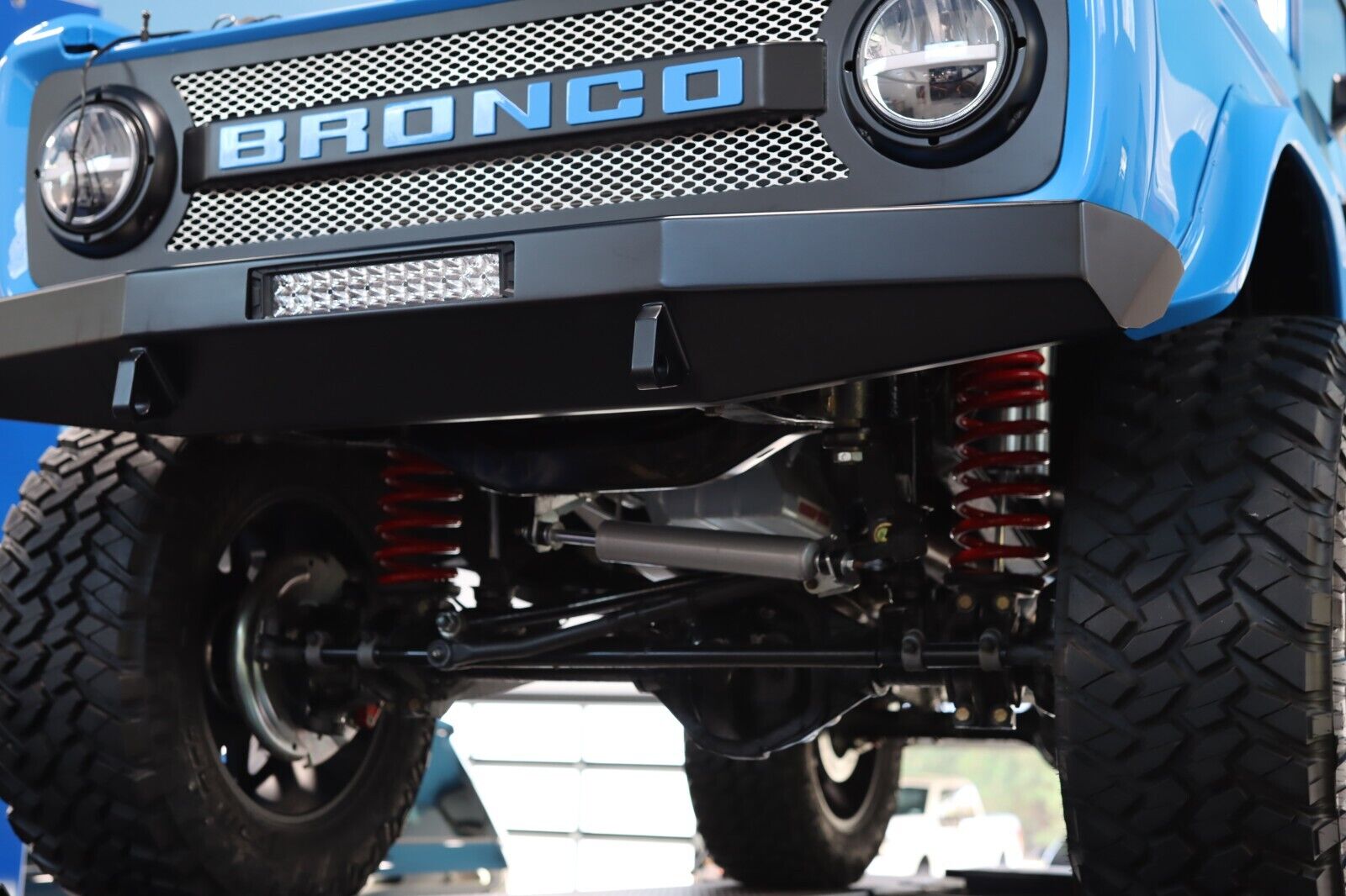 Ford-Bronco-1973-2