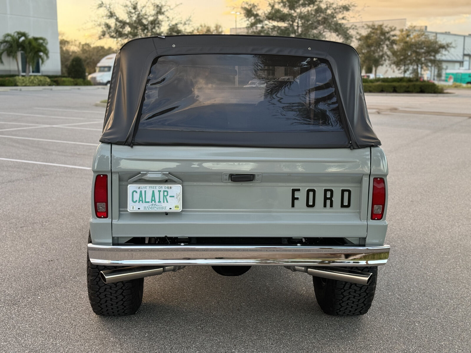 Ford-Bronco-1973-3