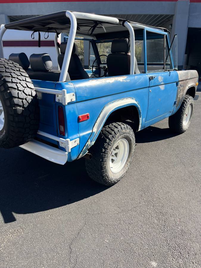 Ford-Bronco-1973-4