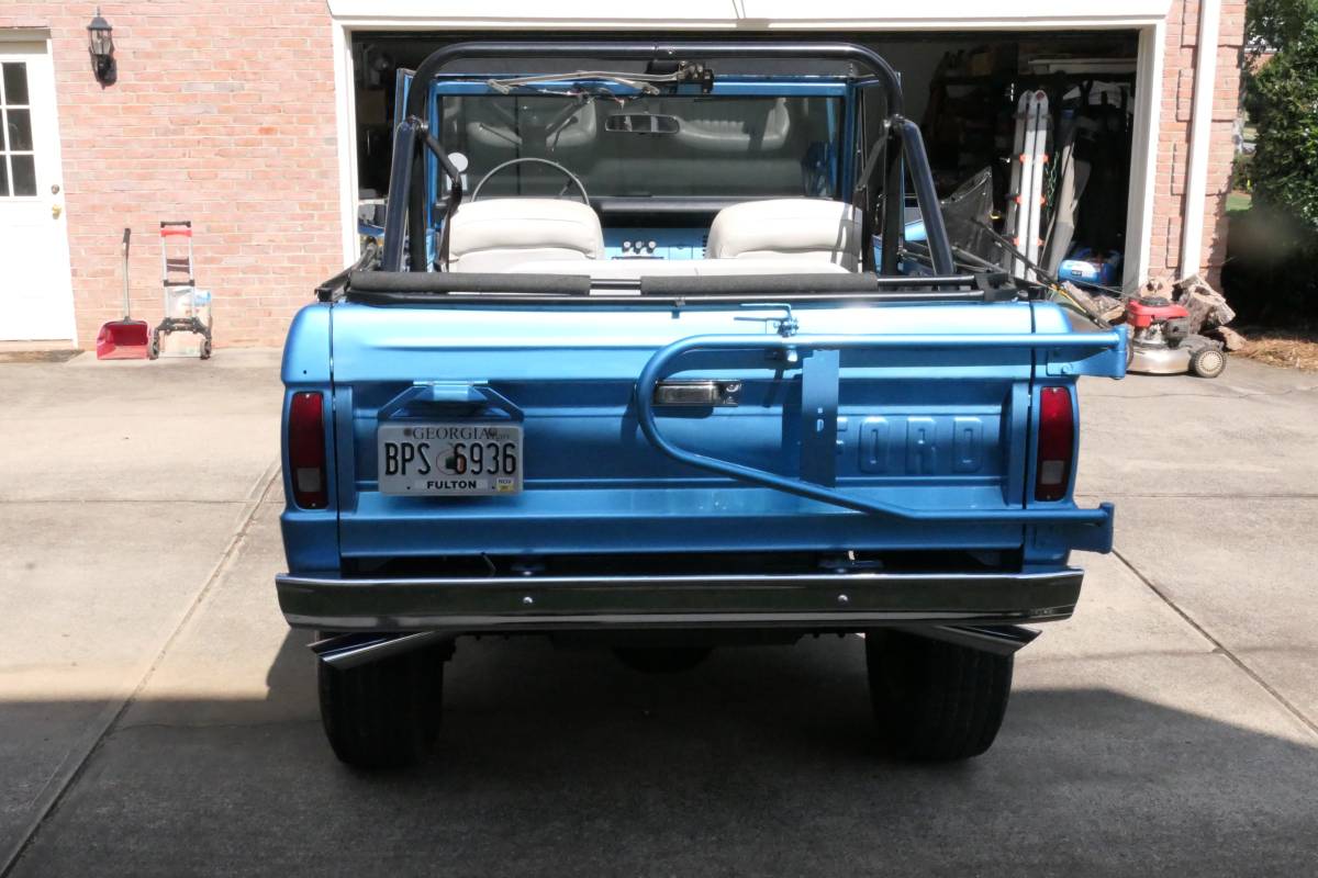 Ford-Bronco-1973-4