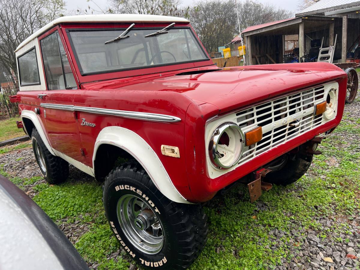 Ford-Bronco-1973-4