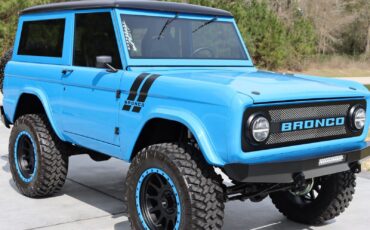 Ford Bronco  year1}