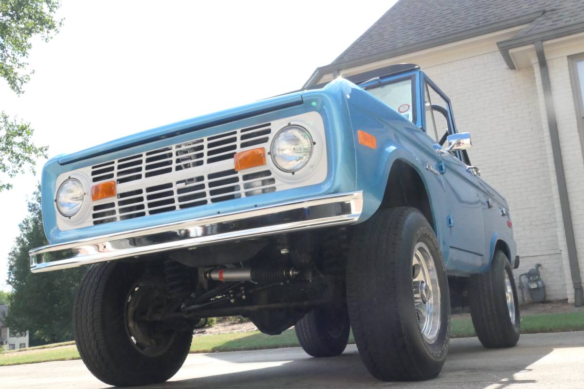 Ford-Bronco-1973-7