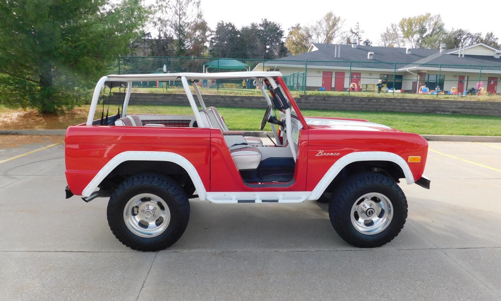 Ford-Bronco-1973-9