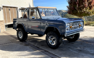 Ford-Bronco-1974-1