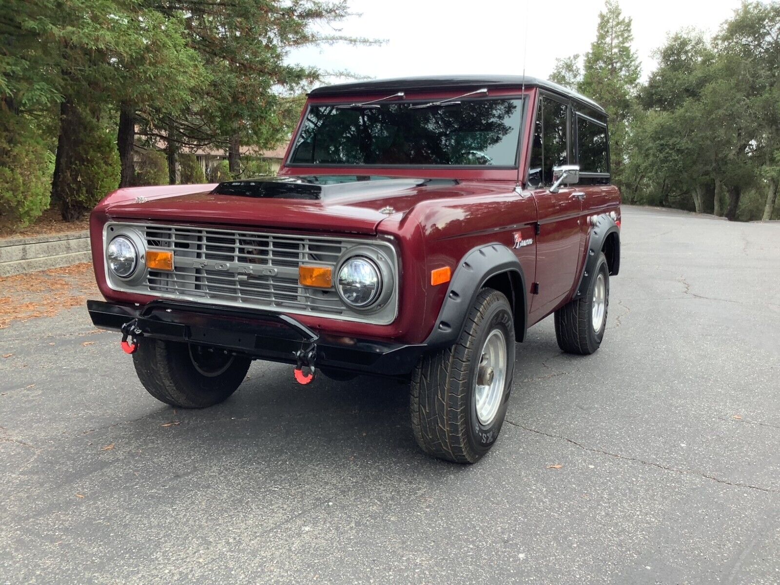 Ford-Bronco-1974-1