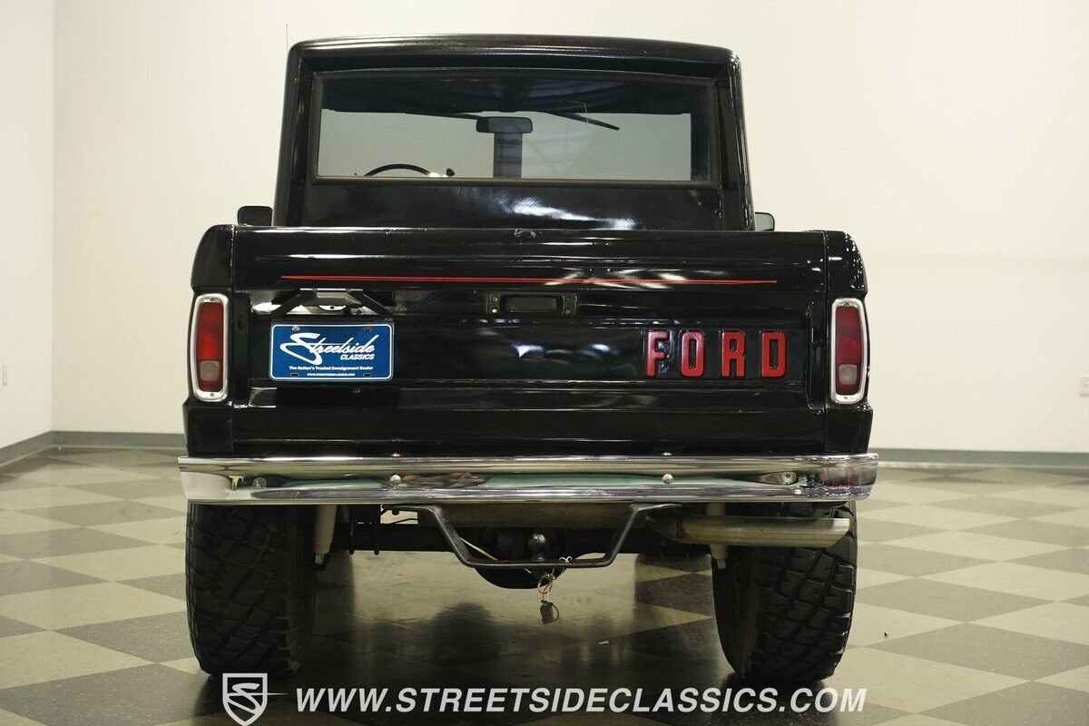 Ford-Bronco-1974-10