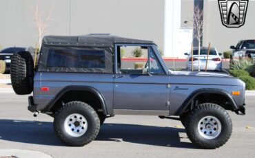 Ford-Bronco-1974-10