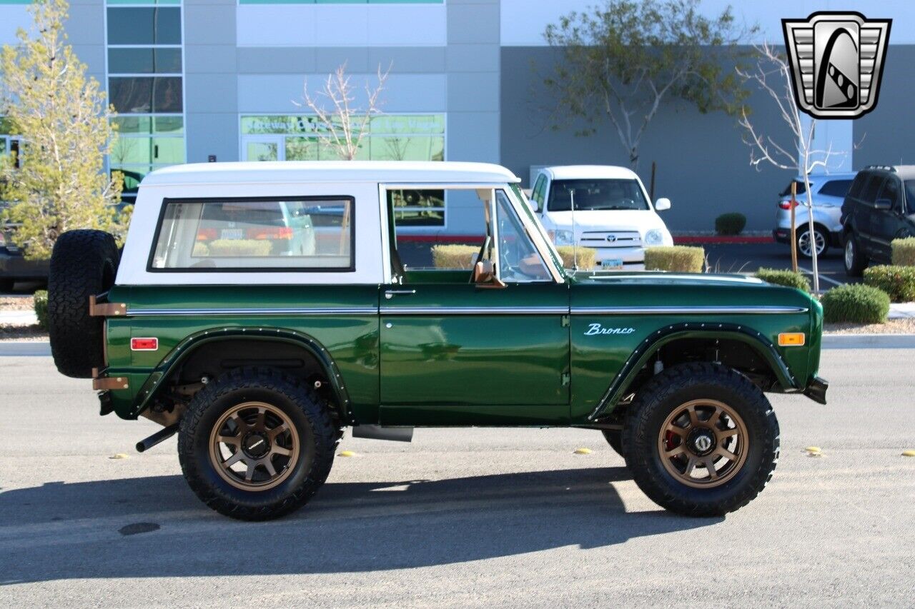 Ford-Bronco-1974-10