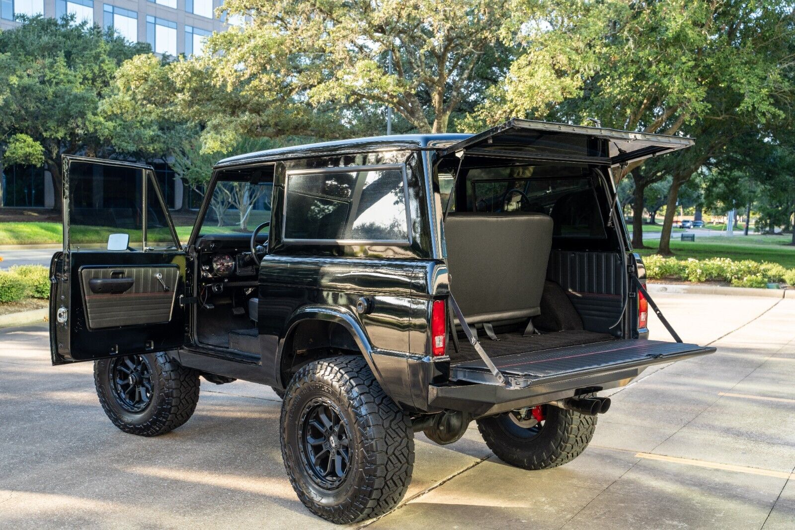 Ford-Bronco-1974-15