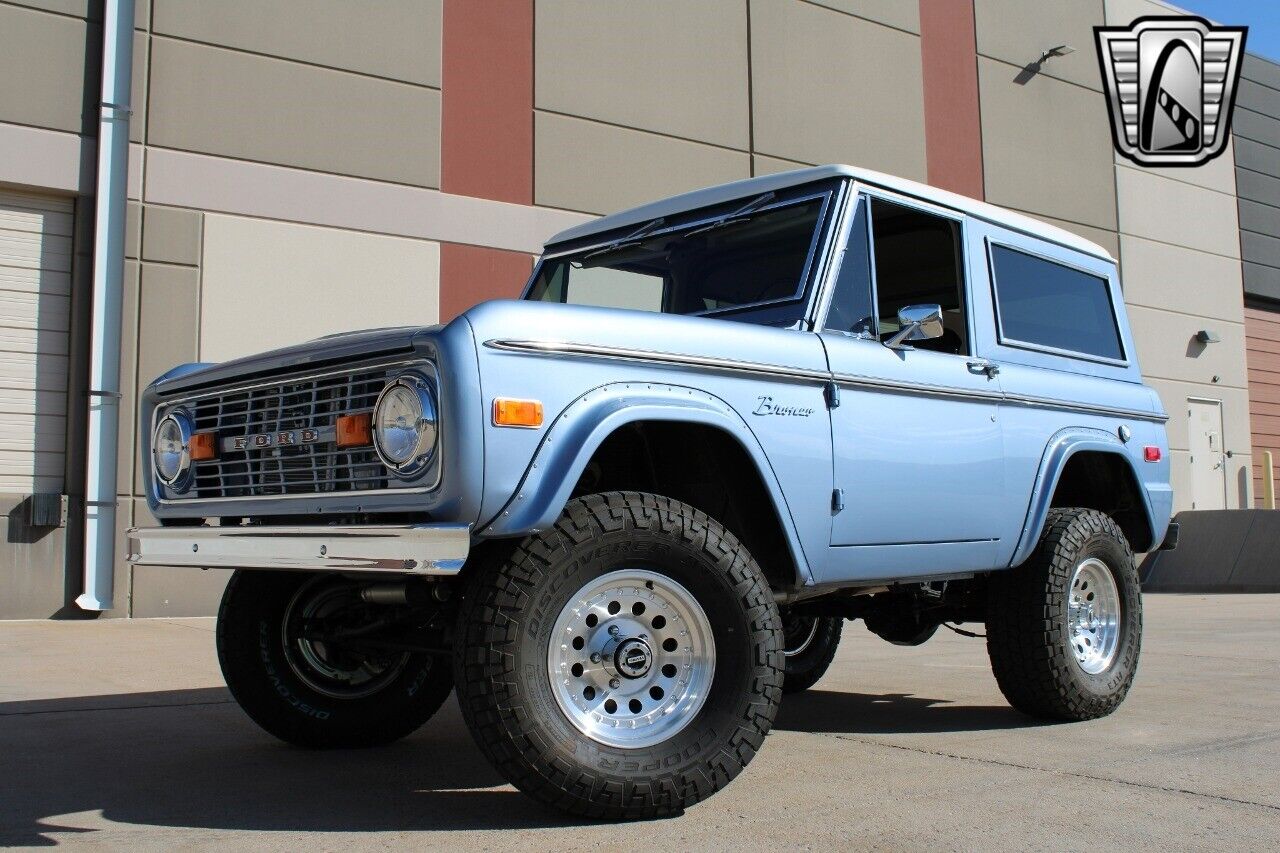 Ford-Bronco-1974-2