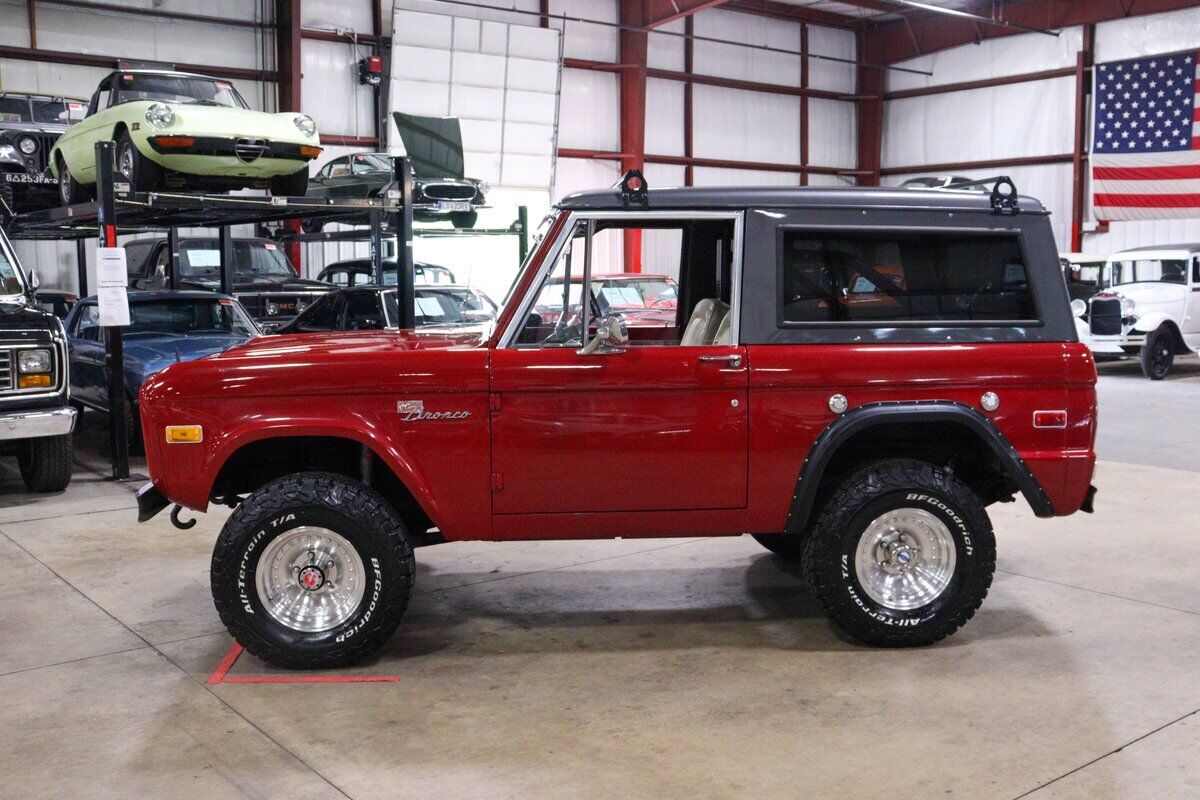 Ford-Bronco-1974-3