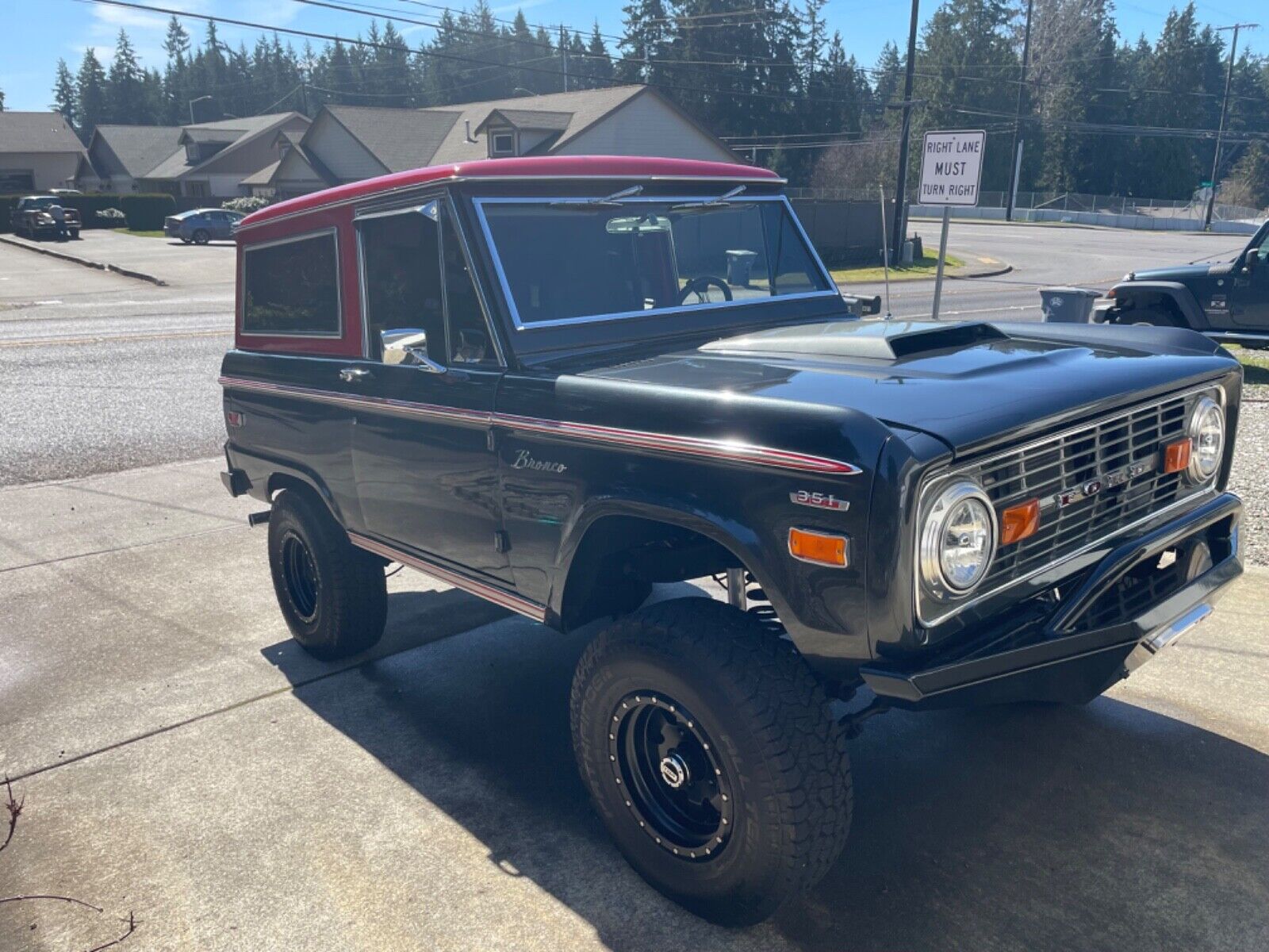 Ford-Bronco-1974-3