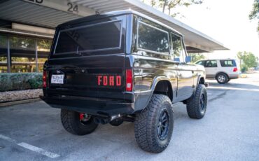 Ford-Bronco-1974-35