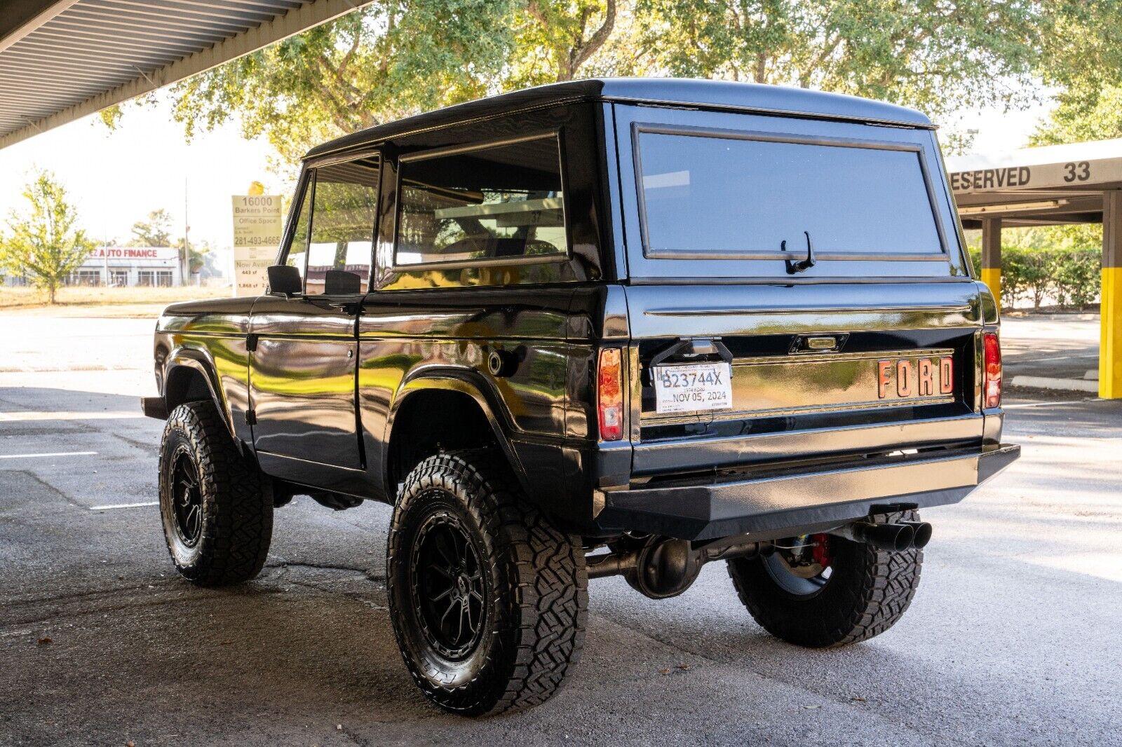 Ford-Bronco-1974-37