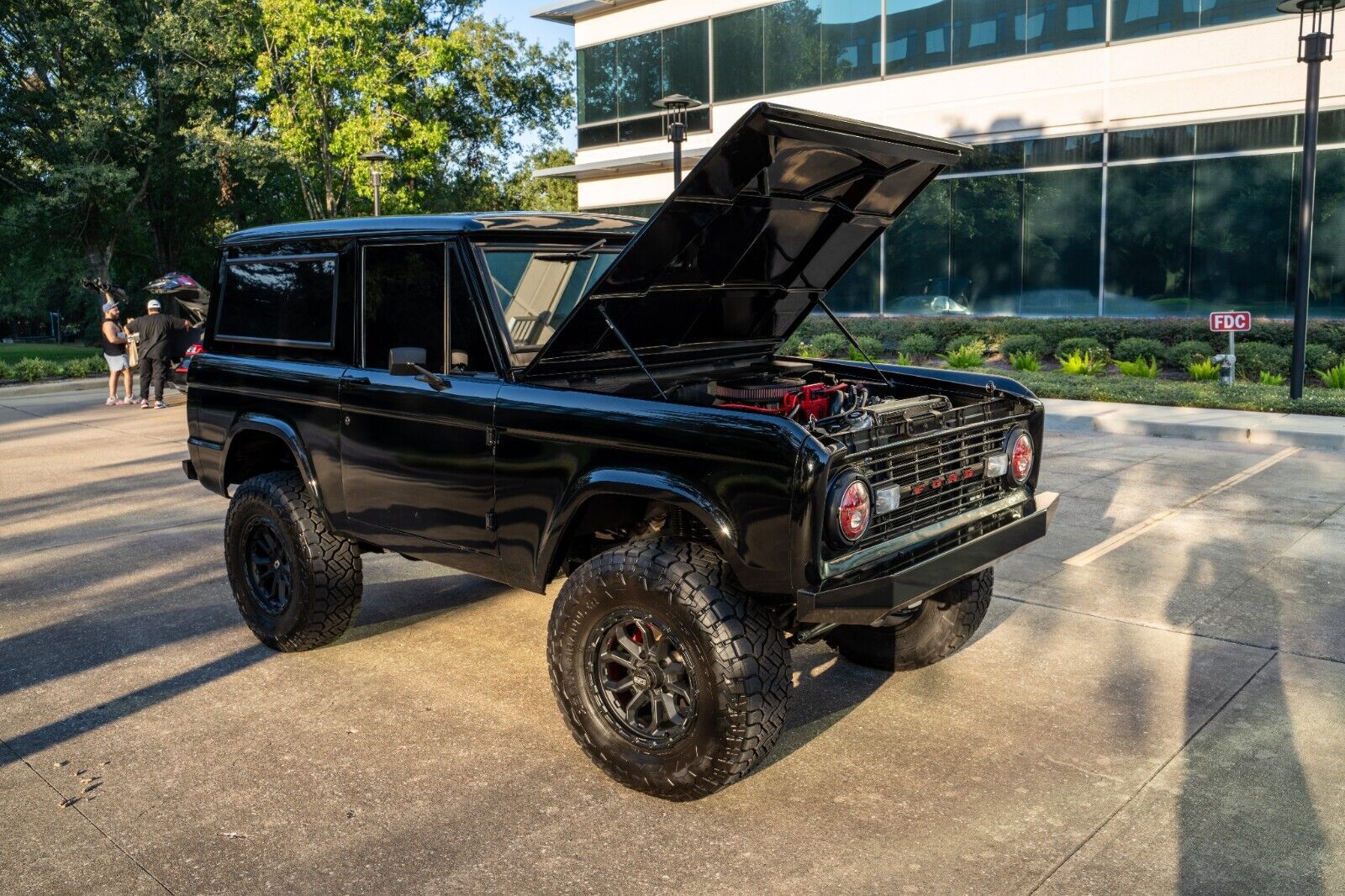 Ford-Bronco-1974-4