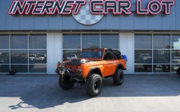 Ford Bronco  year1}