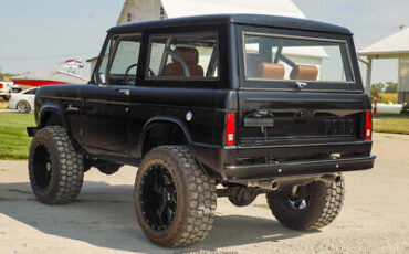 Ford-Bronco-1975-5