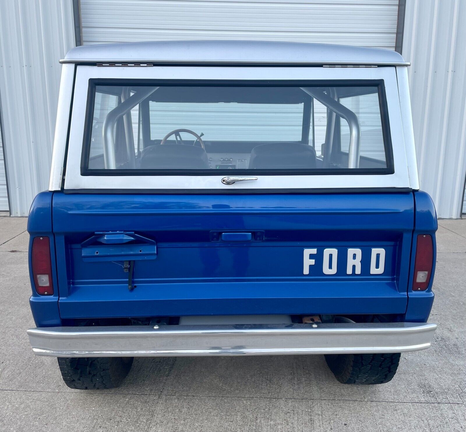 Ford-Bronco-1975-7