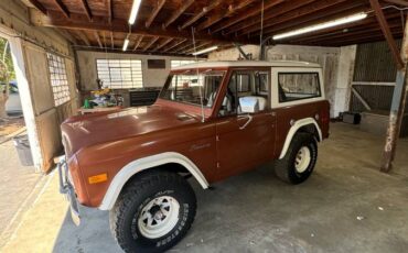 Ford-Bronco-1976-22