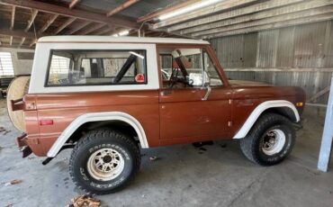 Ford-Bronco-1976-23