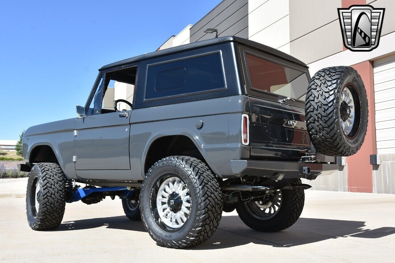 Ford-Bronco-1977-4