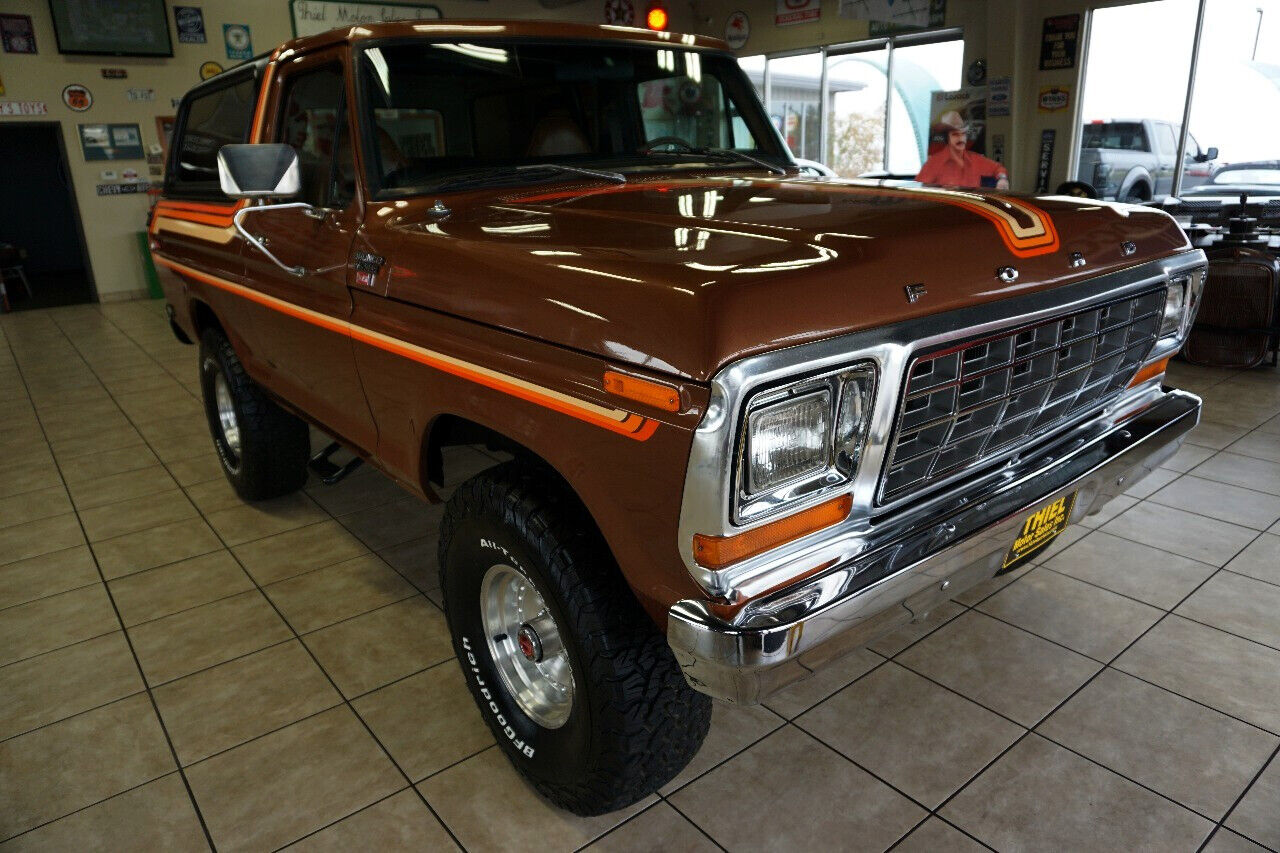 Ford-Bronco-1978-11