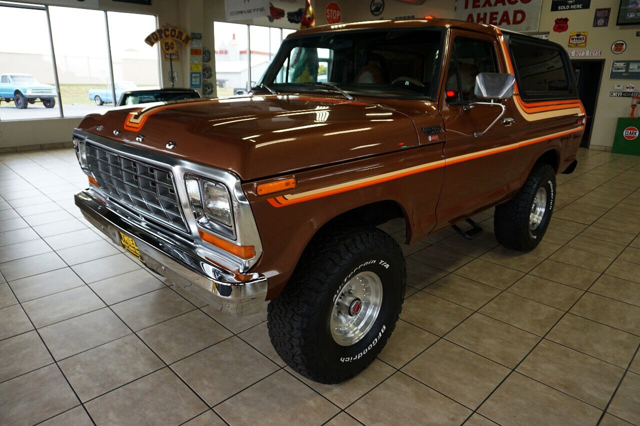 Ford-Bronco-1978-2