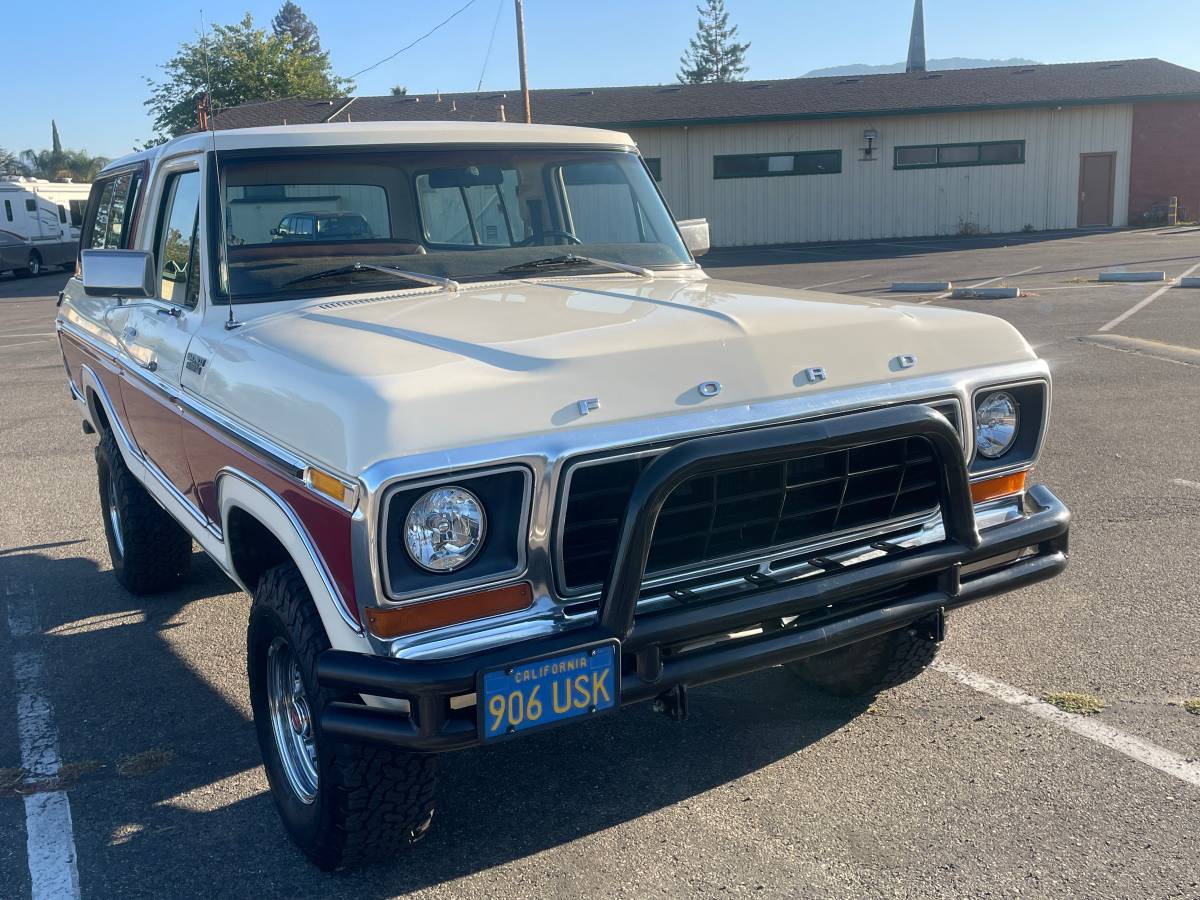 Ford-Bronco-1978-3