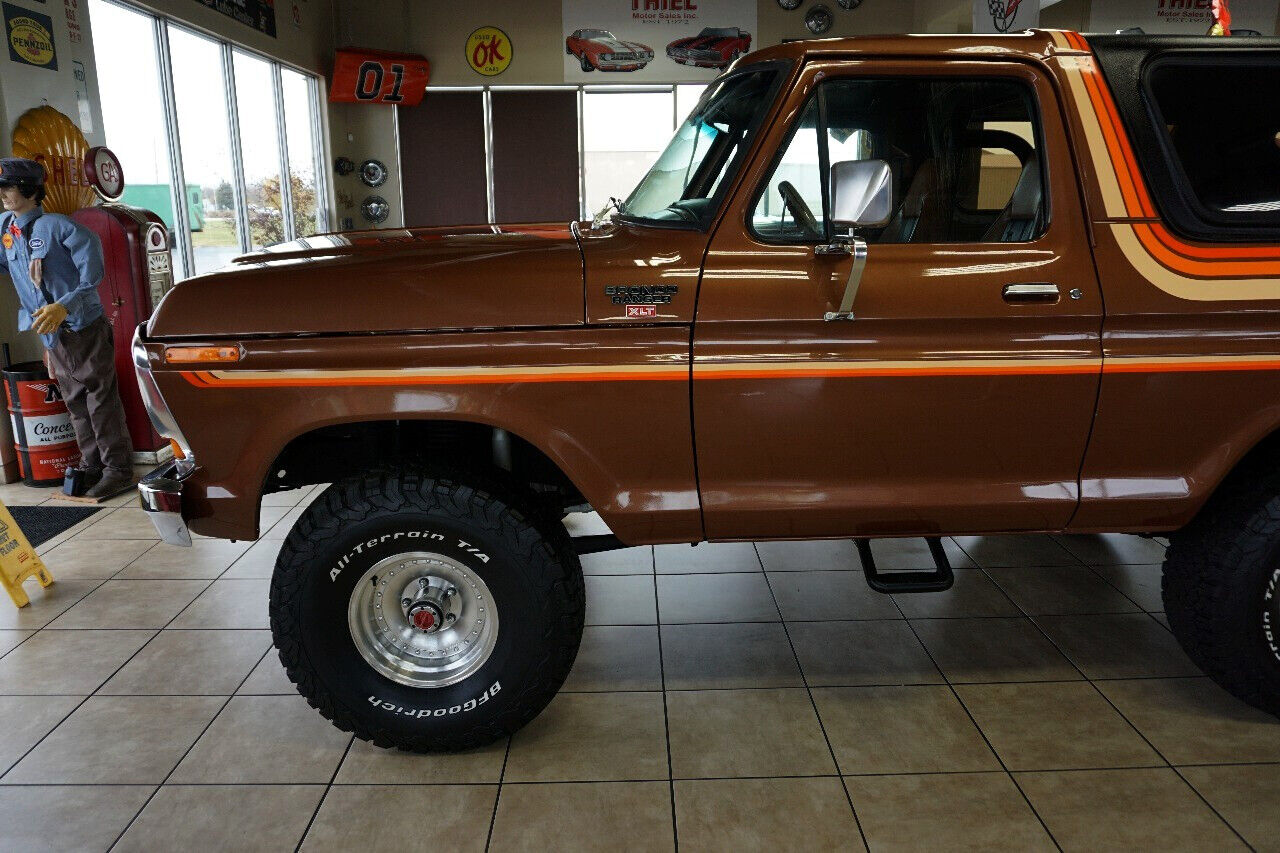 Ford-Bronco-1978-39